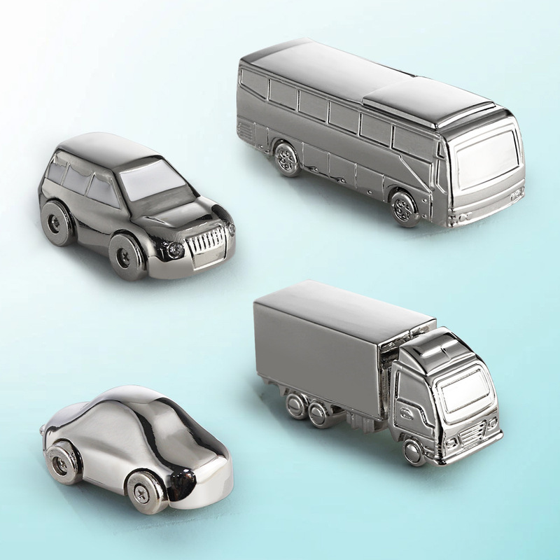Creative Car Keychain Pendant Customized 4S Shop Promotional Small Gift Metal Men's Car Keychain Souvenir Creative Car Keychain Pendant Customized 4S Shop Promotional Small Gift Metal Men's Car Keychain Souvenir