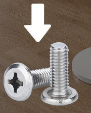 贅沢な寝室のベッドの端のいくつかの家庭用ベッドの端の移動テーブルの小さい部屋型の客間の角のいくつかのソファーのミニティーテーブル