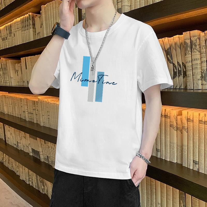 Camiseta ajustada de estilo coreano, elegante camiseta de manga corta con cuello redondo de estilo japonés para hombre, top versátil y moderno, marca de moda casual.