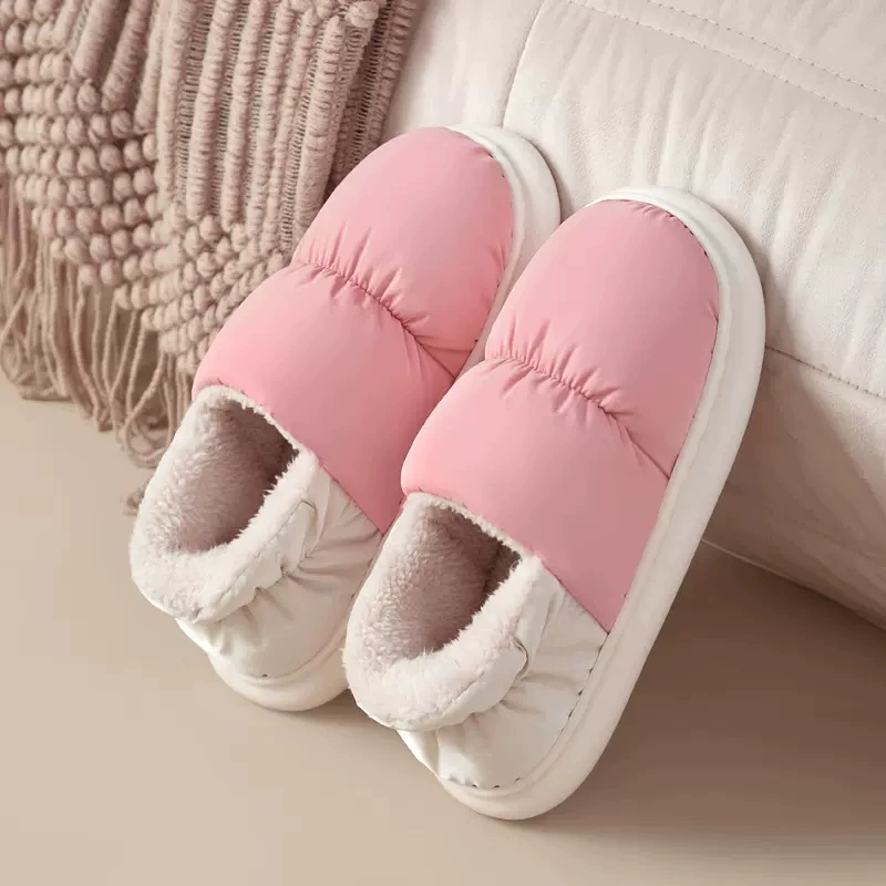 Пуховые хлопчатобумажные тапочки женские осенние и зимние дома, теплые нескользкие водонепроницаемые хлопчатобумажные туфли, чтобы наступить на фекалии 2024 новый стиль