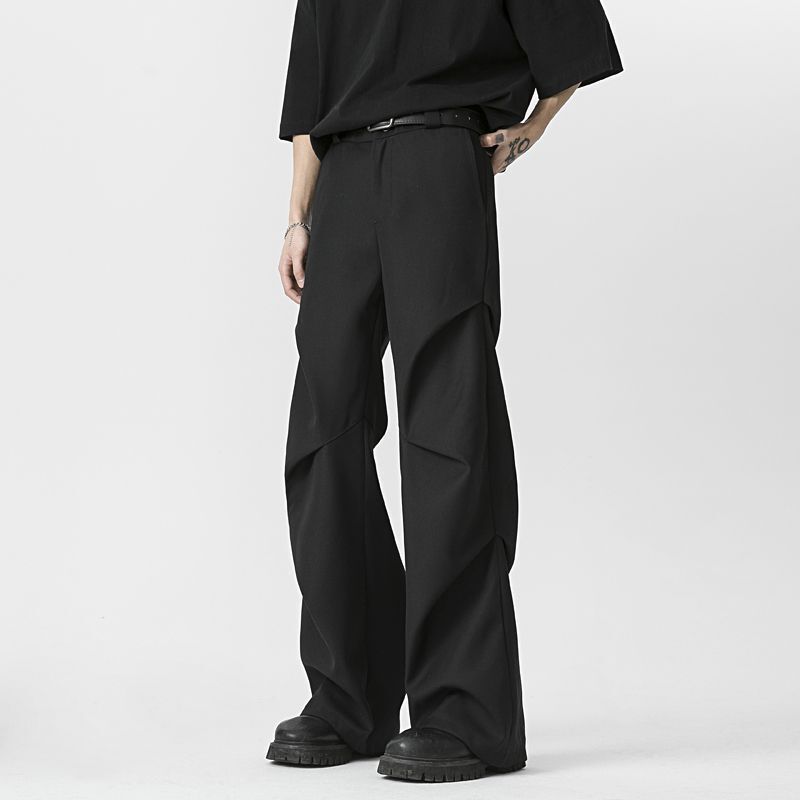 American-Style Niche Pleated Flared Trousers for Men, Spring and Autumn, Loose Fit, Versatile, Drapey, Trendy Brand, High-End Casual Pants for Men American-Style Niche Pleated Flared Trousers for Men, Spring and Autumn, Loose Fit, Versatile, Drapey, Trendy Brand, High-End Casual Pants for Men