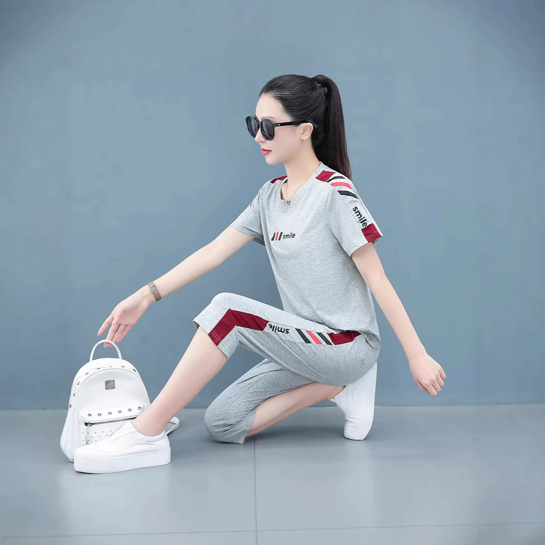 Спортивный костюм ранняя лето 2025 новый стиль зарубежный стиль молодежный модный женский повседневный комплект из двух предметов укороченные брюки