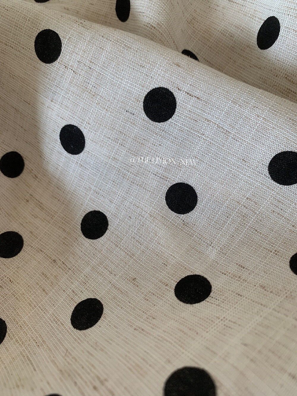 Đầm maxi nữ chất liệu tencel linen chấm bi tay bồng cổ điển — Gai mè chi tiết 14