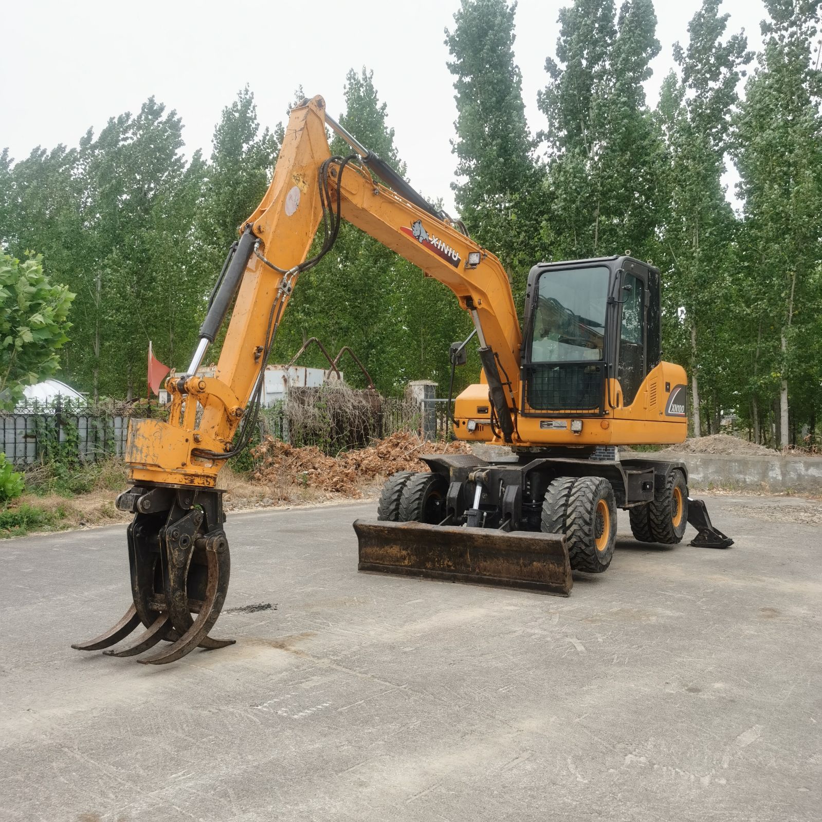 犀牛100 二手轮挖 皮轮挖掘机 挖土机 挖石头 挖咸菜 轮边桥 轮抓