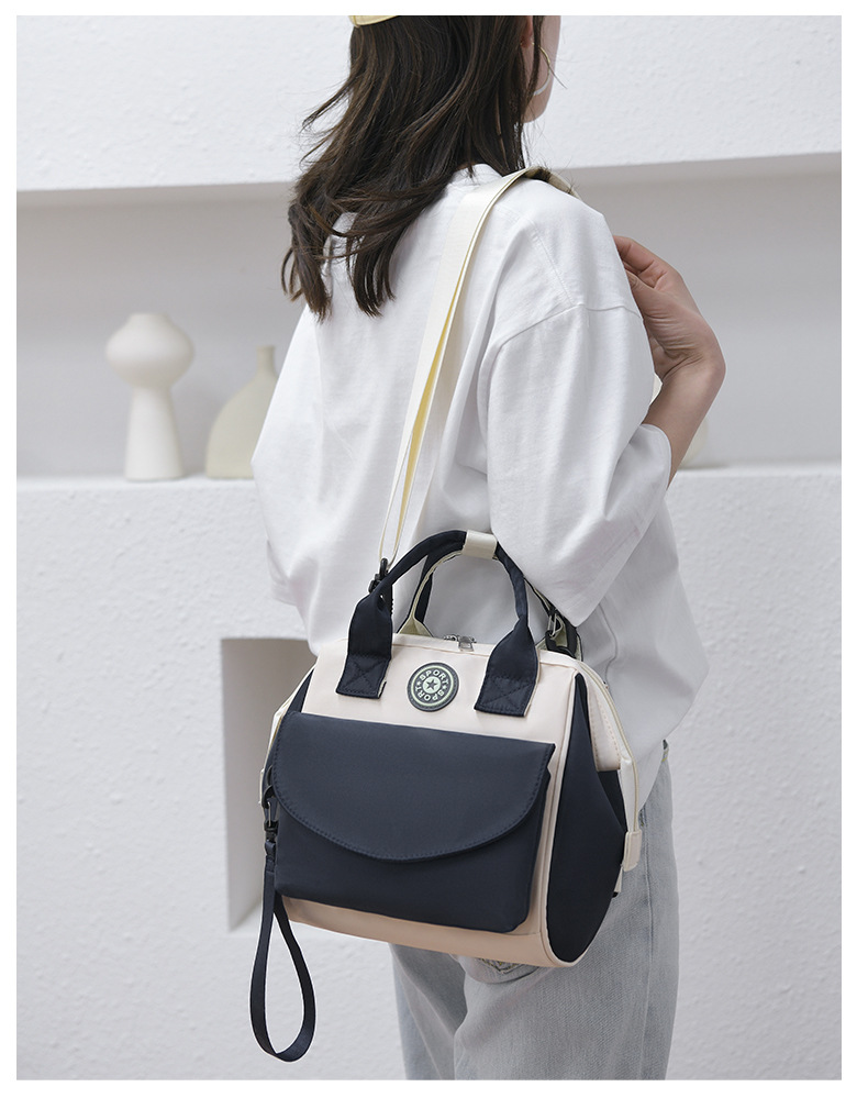 Women's Medium Nylon Color Block Basic Square Zipper Functional Backpack Diaper Bags display picture 2