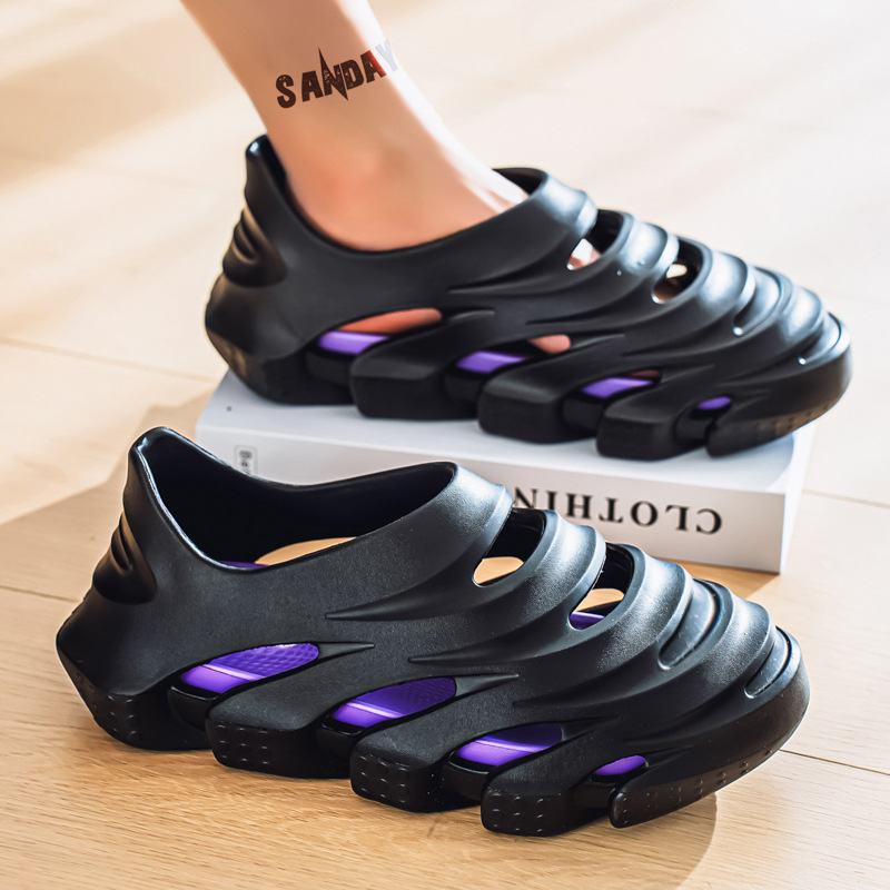 Zapatos con agujeros EVA para hombres verano nuevo estilo sandalias y zapatillas de playa zapatos de vadeo casuales antideslizantes sandalias de jardín transpirables