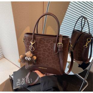 �ϰ�ͨ��Ҹ�°�Ů2025�＾�¿�͹ŕr�����ذ��n��С���OӋҸ�°�