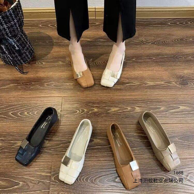 Autumn Square-Toe Women's Shoes 2026 Summer New Niche Design Woven Metal Buckle Shallow Low-Heel Fashion Flats Autumn Square-Toe Women's Shoes 2026 Summer New Niche Design Woven Metal Buckle Shallow Low-Heel Fashion Flats