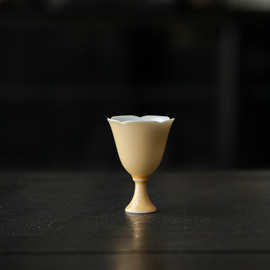 玉泥白瓷杏黄釉高足花口茶杯仿宋陶瓷品茗杯清酒杯女士专用