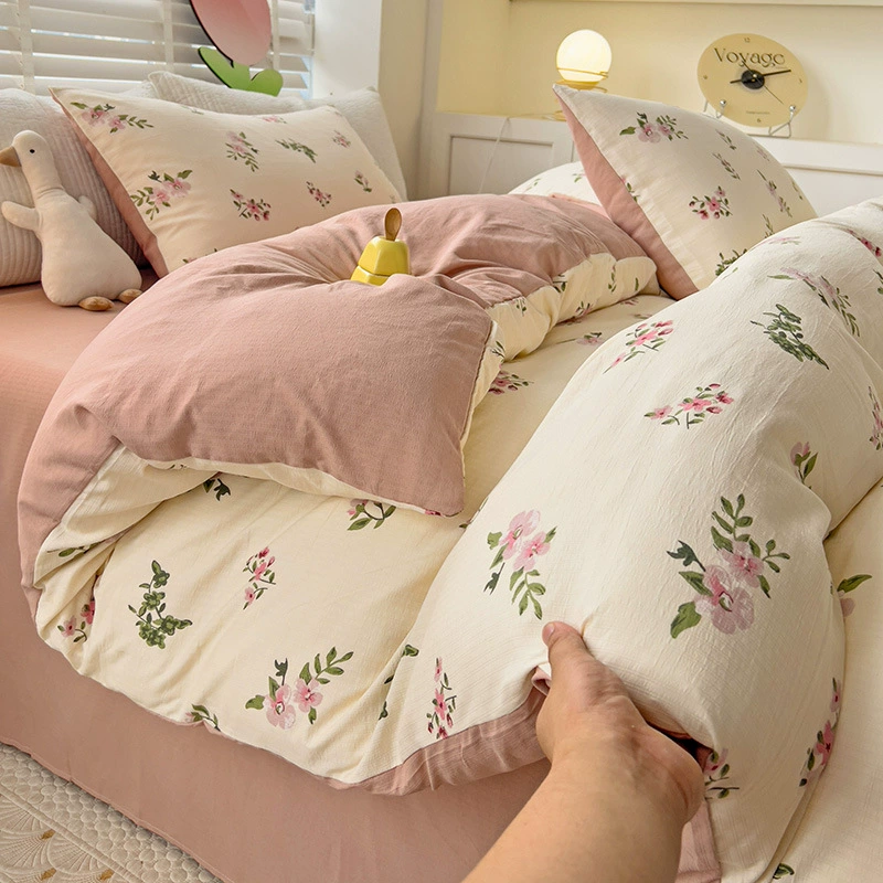 Набор постельного белья Mother & Baby, варианты 3–4 предмета — одеяло 150×200 до 220×240, различные узоры