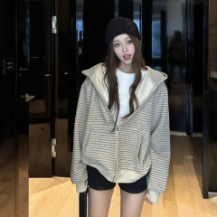 连帽卫衣外套女春秋季2025新款韩系慵懒拉链条纹开衫上衣早秋穿搭