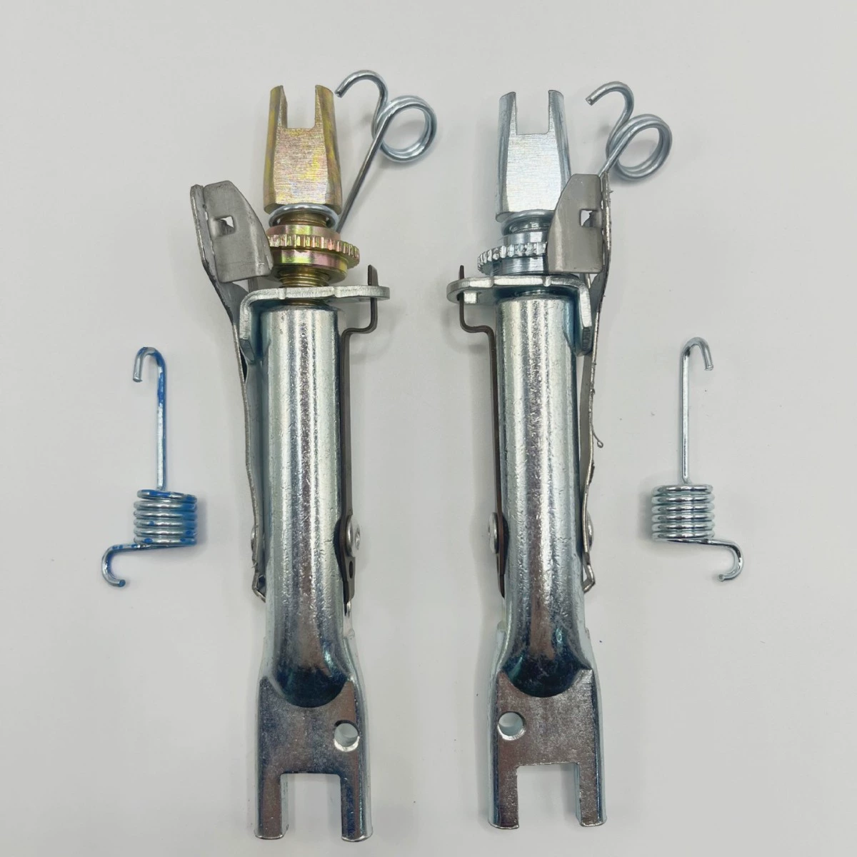 Применимо к Jiangling Qisheng S350 Qisheng S330 тормозной комплект регулировочный стержень пружинный Ремонтный комплект суппорт ремонтный комплект