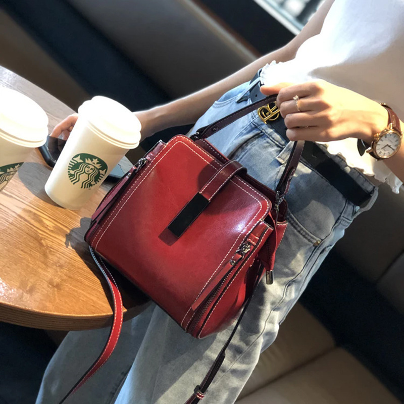 2026 New Retro Fashion Women's Genuine Leather Bucket Bag Shoulder Bag Versatile Casual Cowhide Crossbody Bag - Thumbnail 8