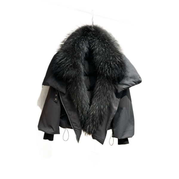 Warm fashionable down jacket