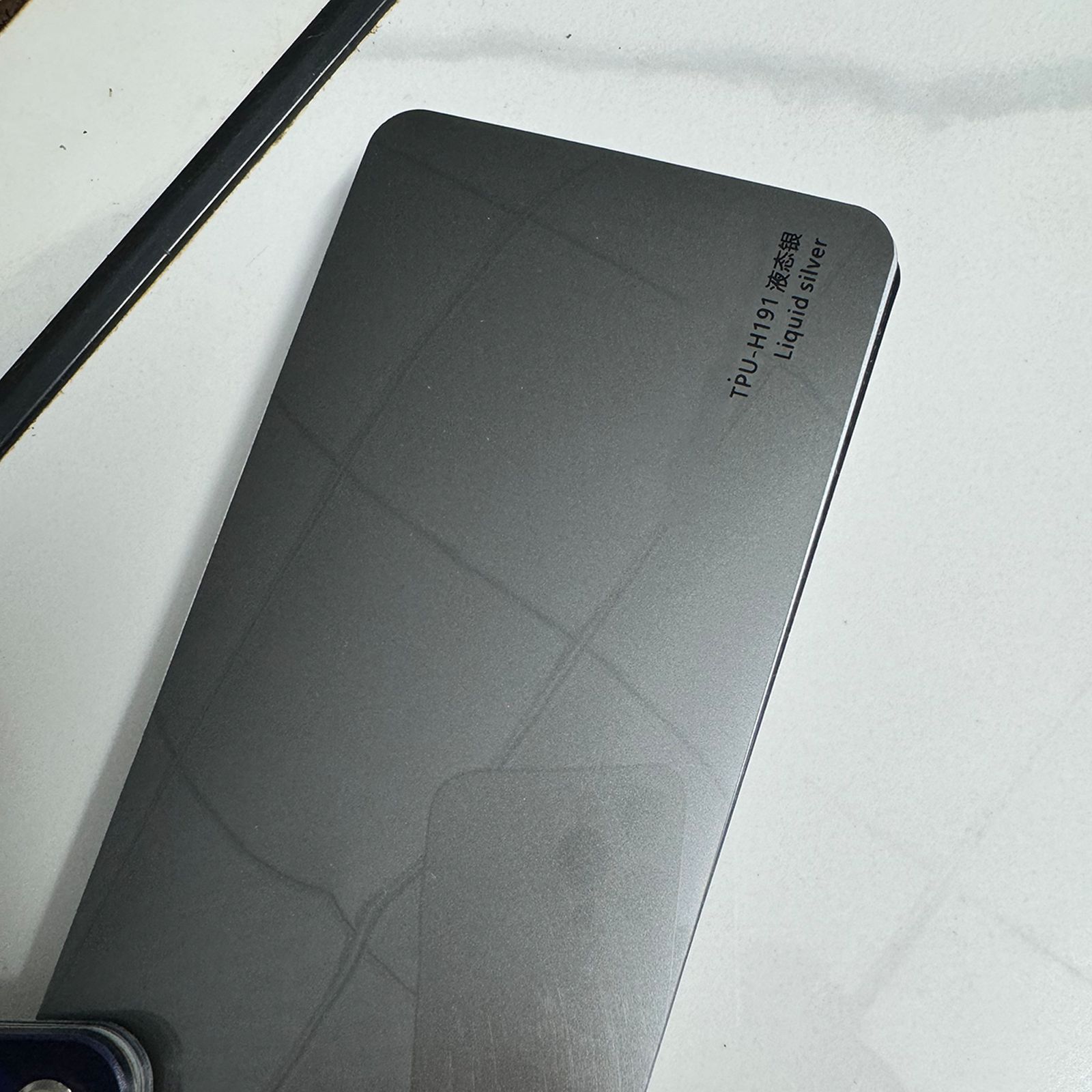 Change Film Ice River — Tesla Car paint protective film - tpu-liquid-silver-tesla-cybertruck-dedicated-car-cutting