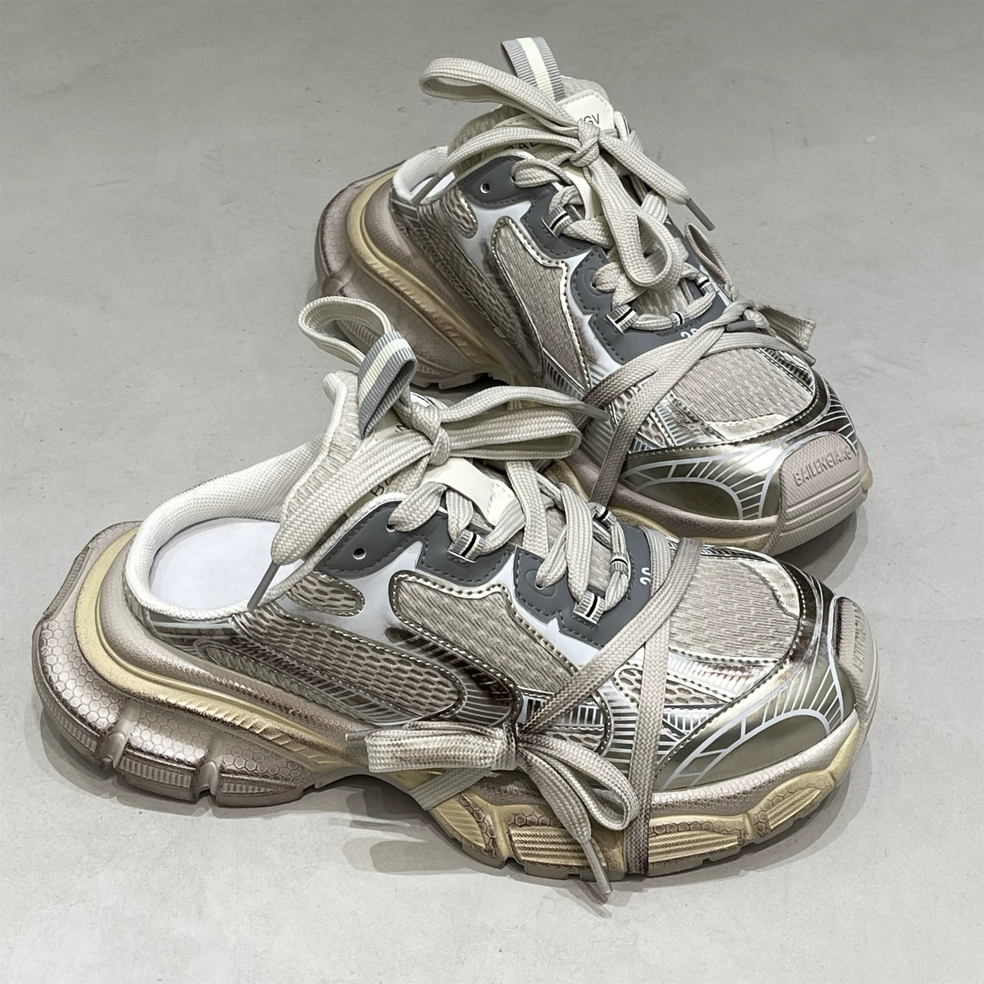 Кроссовки dad unisex 2023 с толстой подошвой, ретро повседневные, массивная платформа, разные цвета/размеры