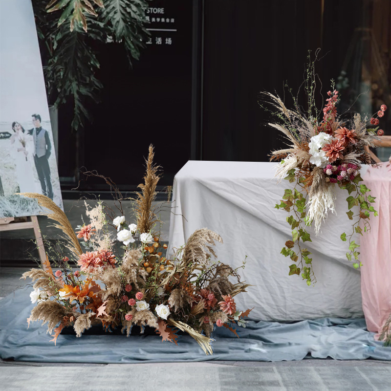 乾燥葦美陳花芸セット結婚式イベント迎賓区に花テーブルの花の道を配置して木の枝をシミュレーションします。|undefined