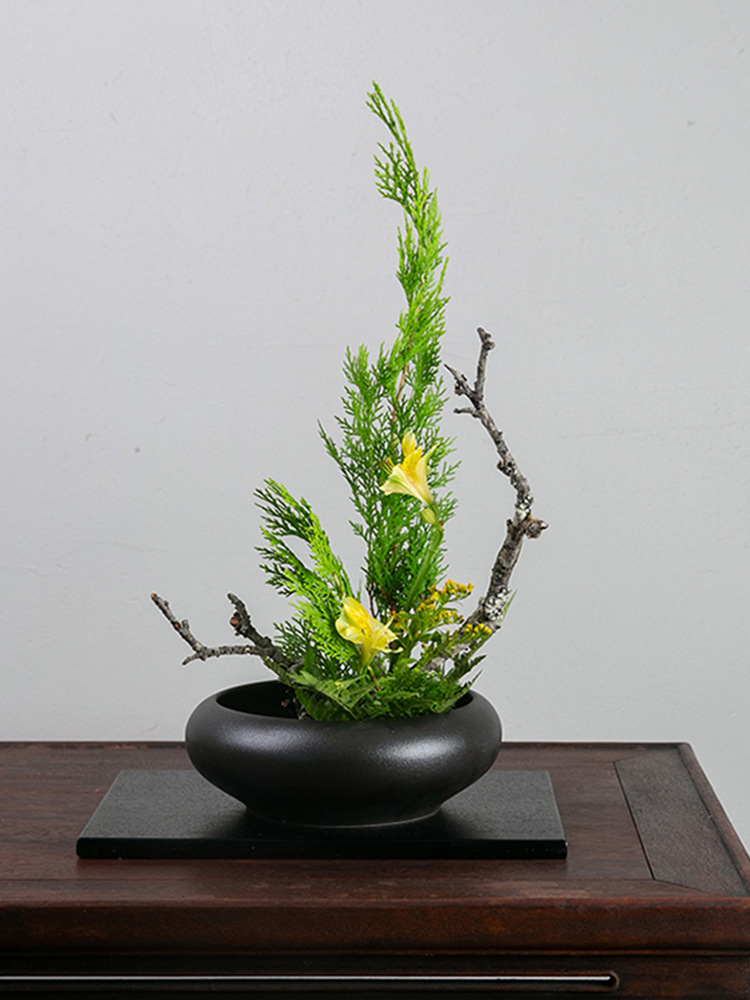 复古陶瓷墨黑花盘花器禅意中式日式插花器皿剑山插花器花盆小原流