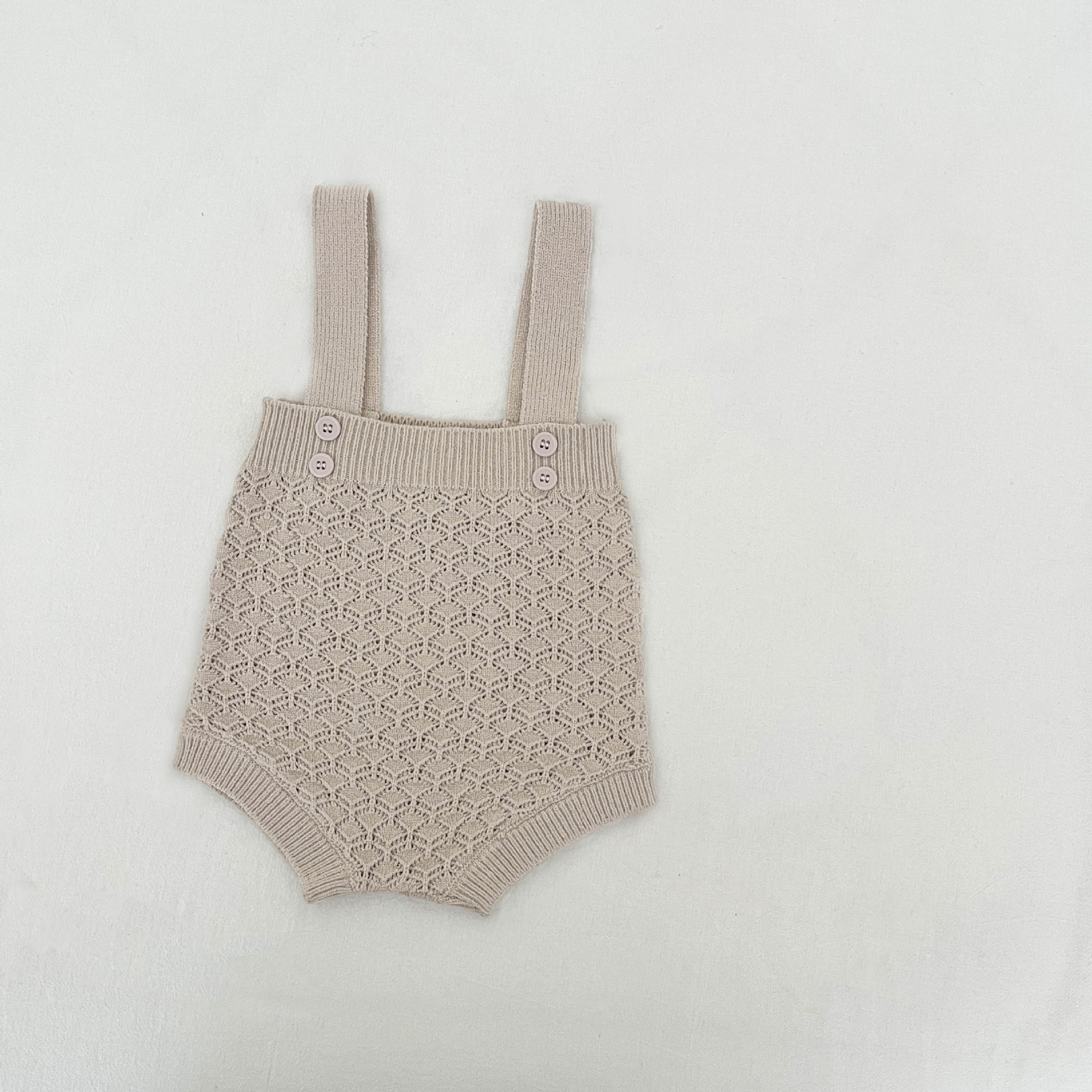 Primavera y verano para bebés nuevos pantalones de correa de aire extranjero pequeños meses de edad bebé jersey de punto coreano ropa de niñas
