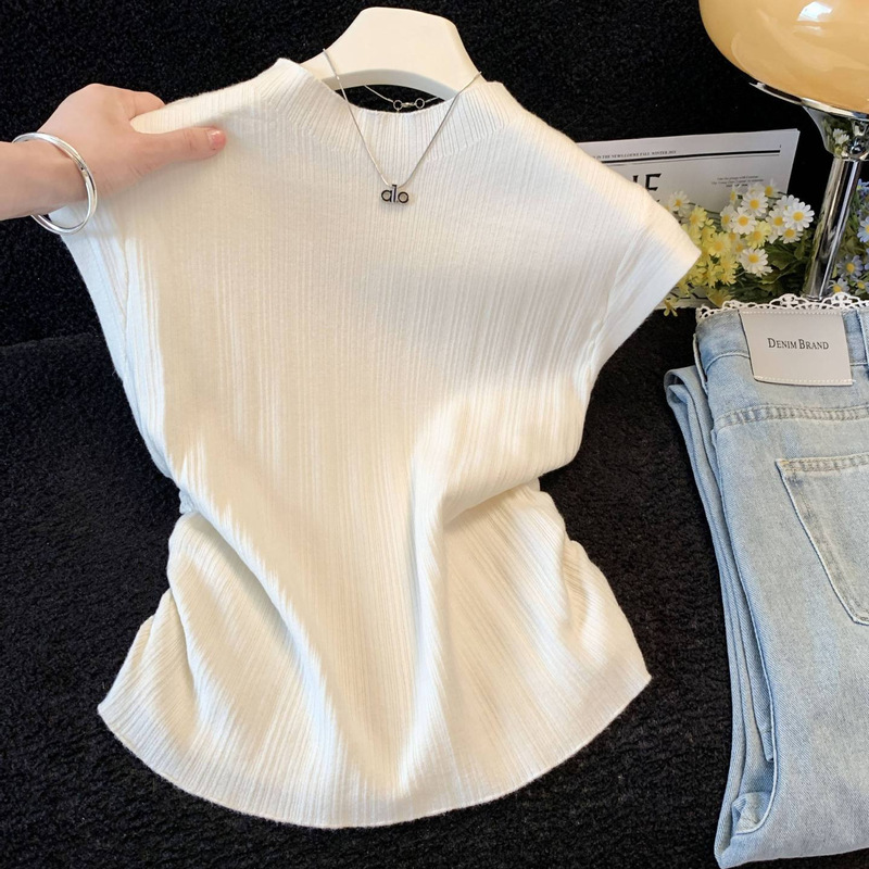 White Half-Turtleneck Pullover Knitted Short-Sleeve T-Shirt for Women, Summer 2026, Thin Slim-Fit Ruched Short-Sleeve Top A11359 White Half-Turtleneck Pullover Knitted Short-Sleeve T-Shirt for Women, Summer 2026, Thin Slim-Fit Ruched Short-Sleeve Top A11359