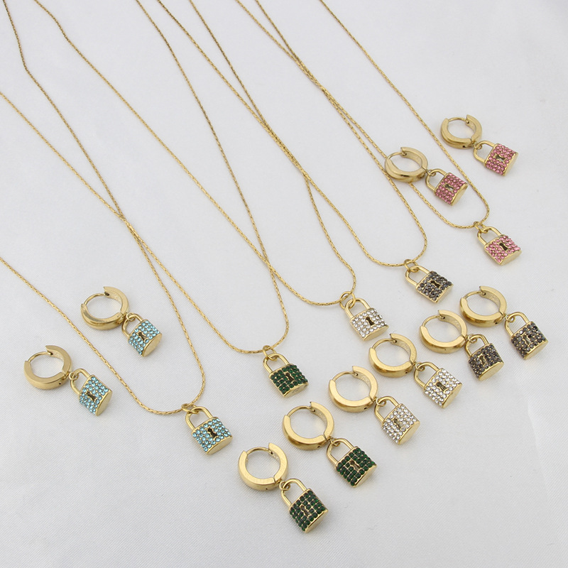 Simple Style Lock Titanium Steel Necklace Necklace Splicing Artificial Rhinestones Stainless Steel N
