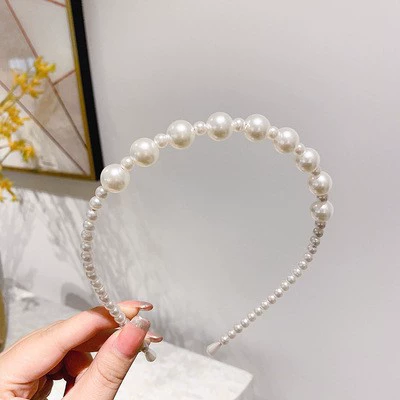 Headband from pearl