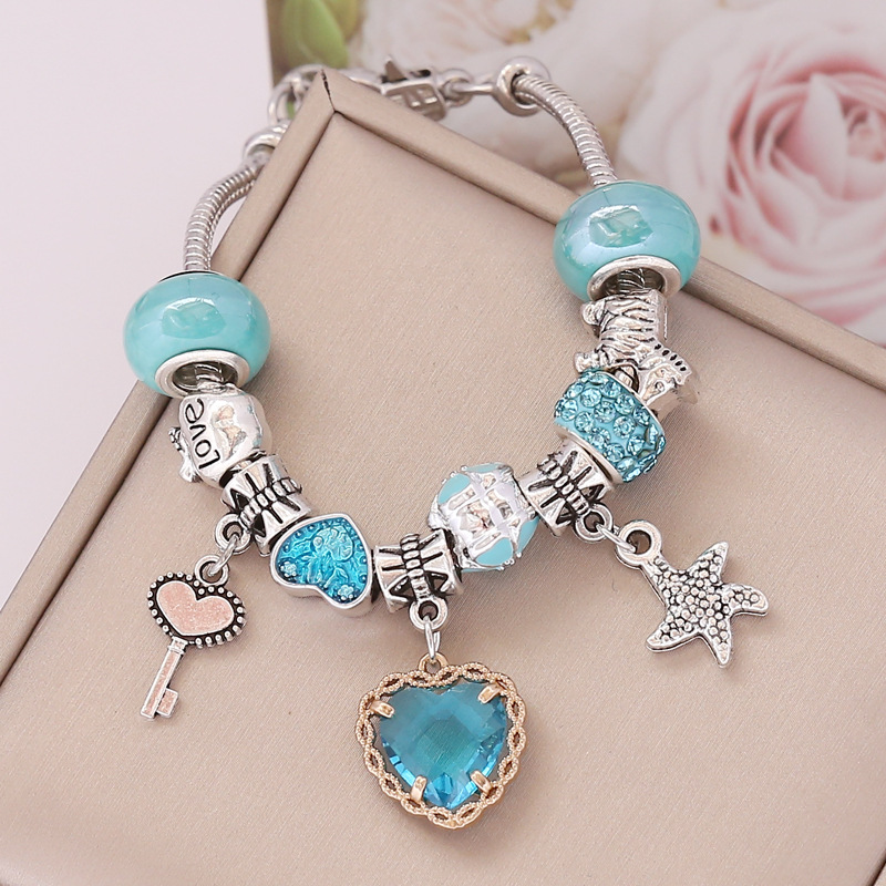 Wholesale Jewelry Fashion Heart-shaped Crystal Pendant Bracelet Nihaojewelry display picture 9