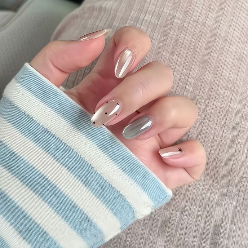 【Ling Luo Original】Korean-style ins ice blue polka dot elegant cat-eye handmade wearable nail art finished products wholesale 【Ling Luo Original】Korean-style ins ice blue polka dot elegant cat-eye handmade wearable nail art finished products wholesale