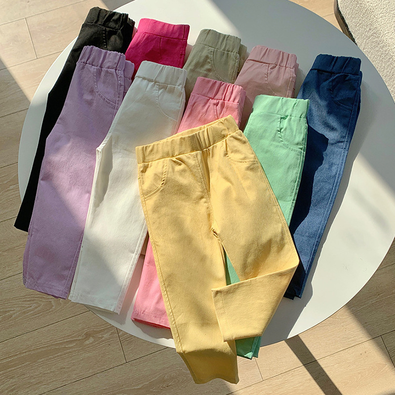 Girls' pencil pants, children's leggings, slim fit, stretchy, versatile, skinny jeans, stylish pants for medium and large children to wear on their own.
