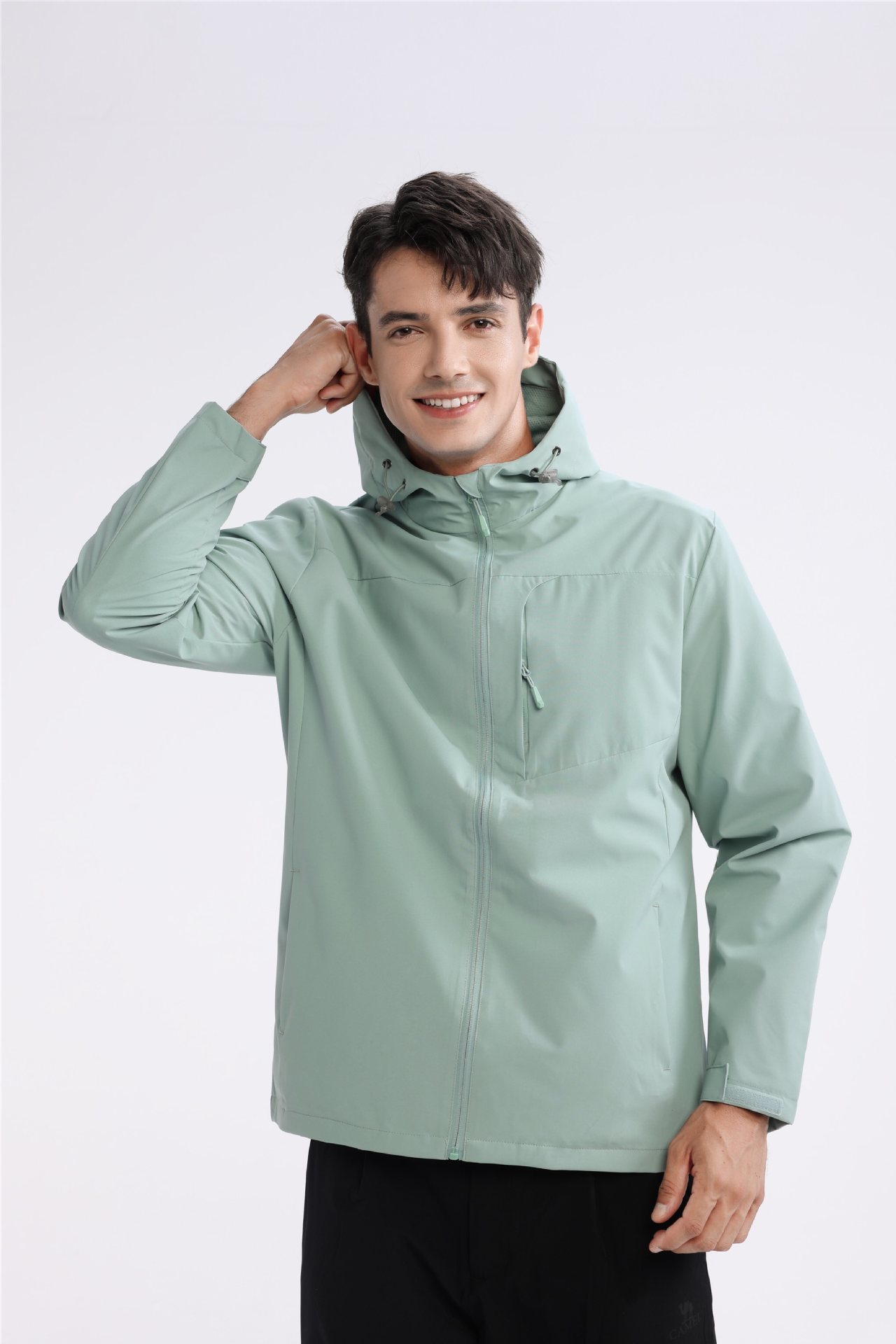 现货【高品质】冲锋衣春秋新款户外单层薄款登山服防风透气男女情