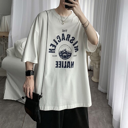 Trendy Men's Short Sleeve T-Shirt from a Fashion Brand, Loose Fit, Instagram Style, Hong Kong Inspired, Versatile Casual, Harajuku Style, Half-Sleeve Top