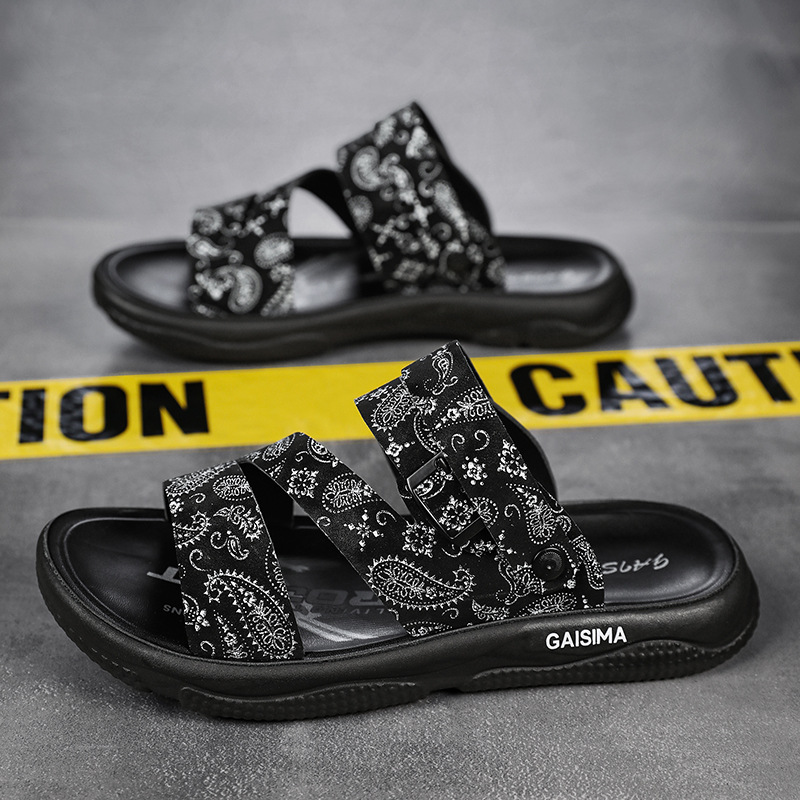 Verano nuevo estilo sandalias y pantuflas de dos desgaste moda coreana sandalias casuales para hombres ropa exterior talla grande todo fósforo tendencia para hombres