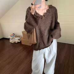 韩系设计感立体花朵套头毛衣女秋冬V领慵懒风洋气宽松减龄套头衫