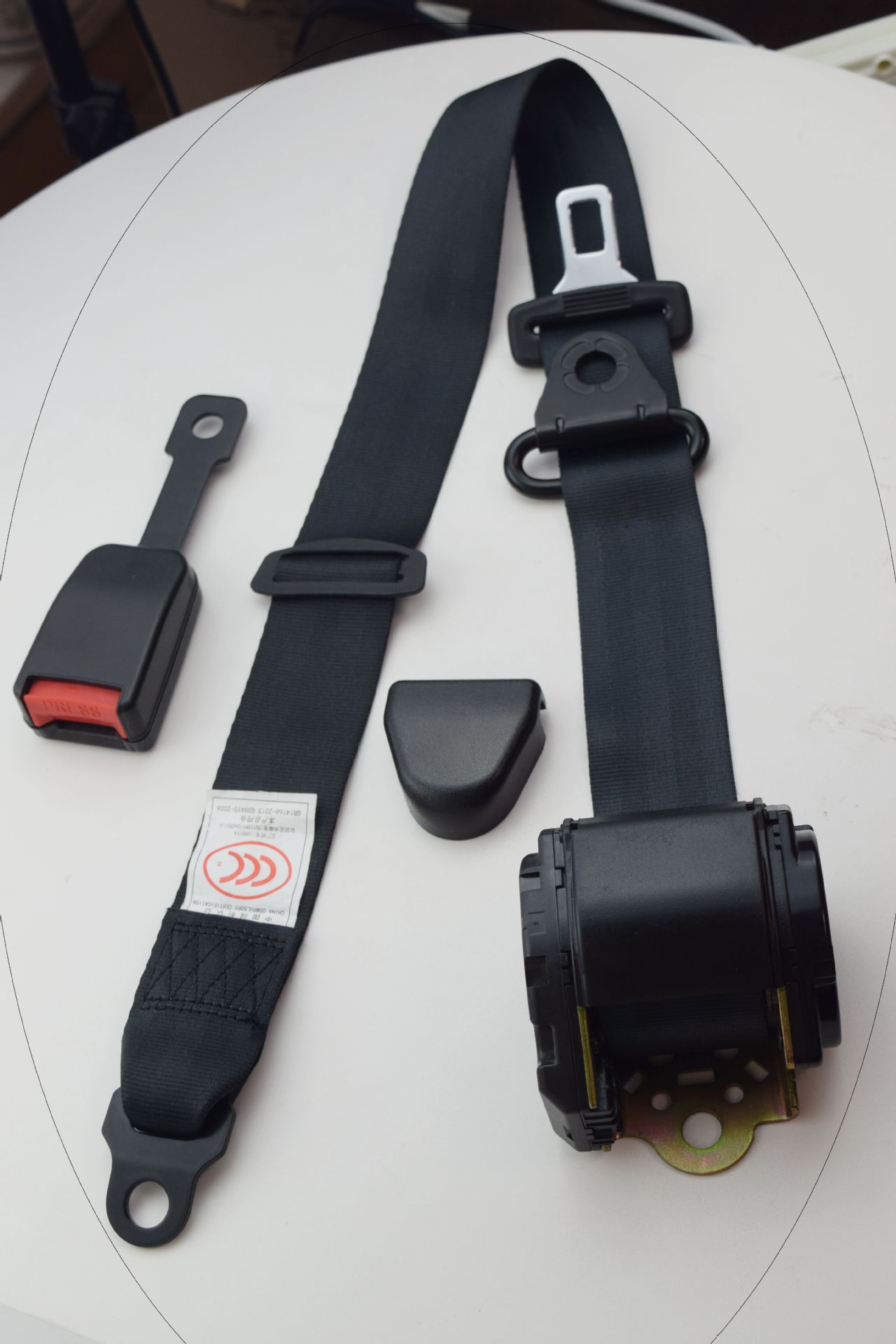Fully Automatic Retractable Three-Point Seat Belt for Passenger Cars, Emergency Locking Three-Point Safety Belt for Driver and Passenger
