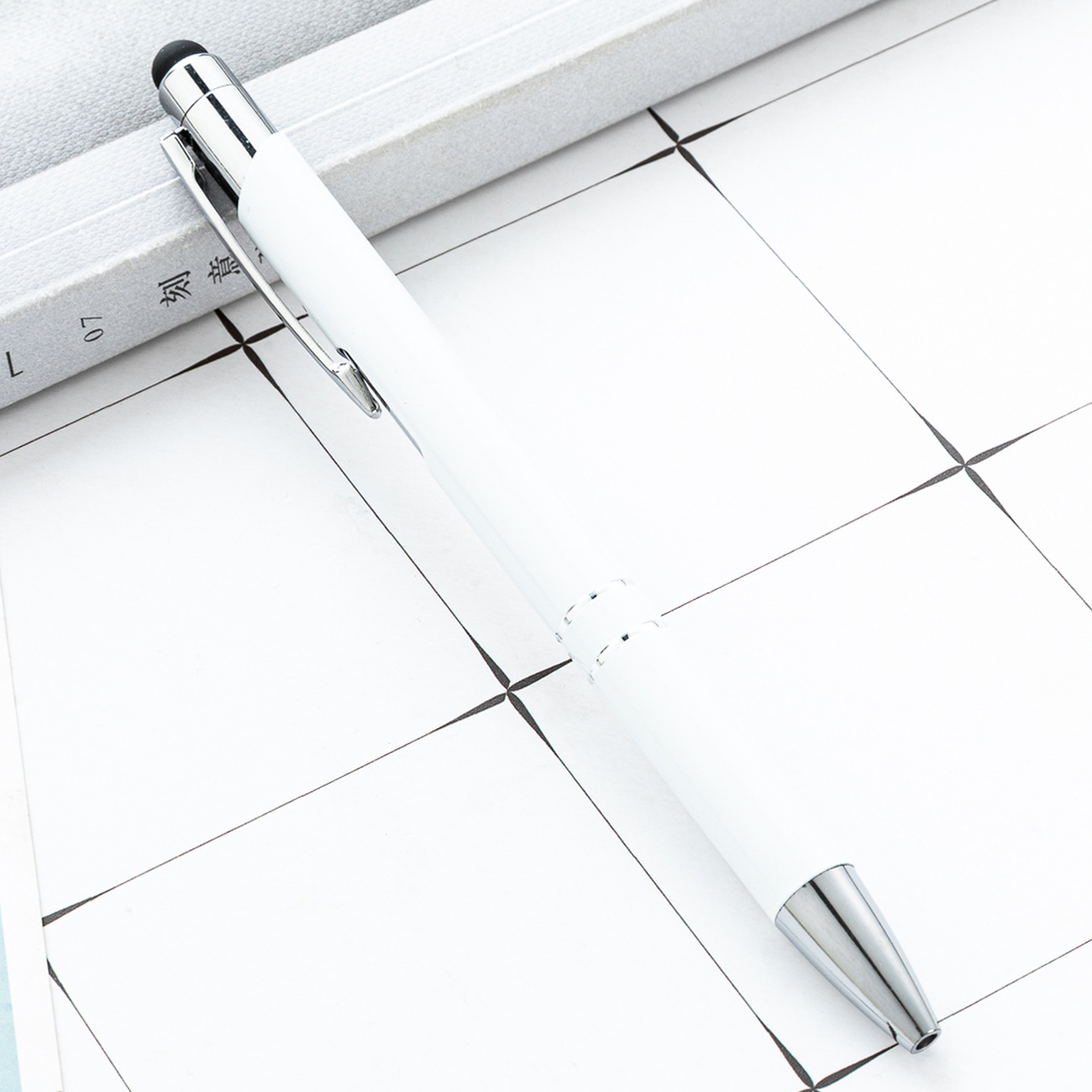 Bolígrafo de bola táctil mayorista de metal de aluminio capacitivo de mano pantalla táctil de doble propósito lápiz de capacitancia de metal