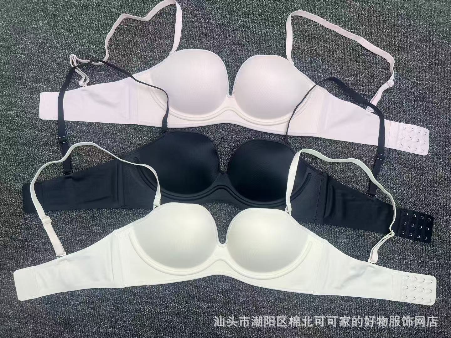 Inventario de bajo precio, dama de alta calidad, una taza de bola sin marca, sujetador, ropa interior de moda francesa para niñas.