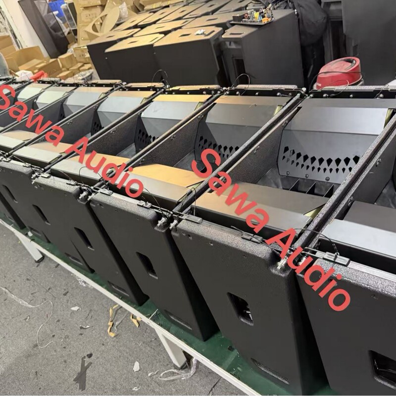 Vio L210 professional dual 10inch active line array speakers for large theaters, stadiums, performances, and music festivals Vio L210 professional dual 10inch active line array speakers for large theaters, stadiums, performances, and music festivals