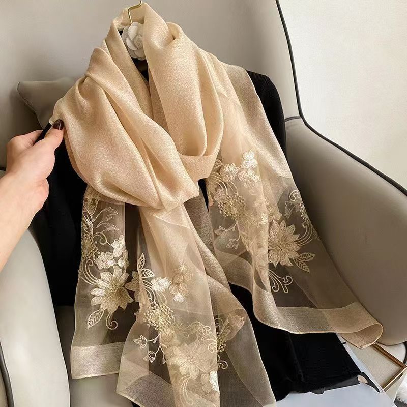 秋冬季绣花丝巾女韩版百搭刺绣仿真丝保暖纱巾高档轻奢风围巾|undefined