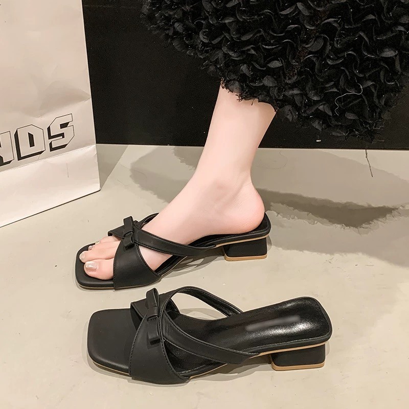 Zapatillas de tacón francés para mujeres 2026 verano nuevo primavera y verano de hadas arco zapatillas frías antideslizantes image 2