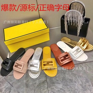 �Ҽҷ���ƽ����ЬŮ�ļ��¿��⴩�A�^�͸�һ�����mɳ���ȼ�ƽ��