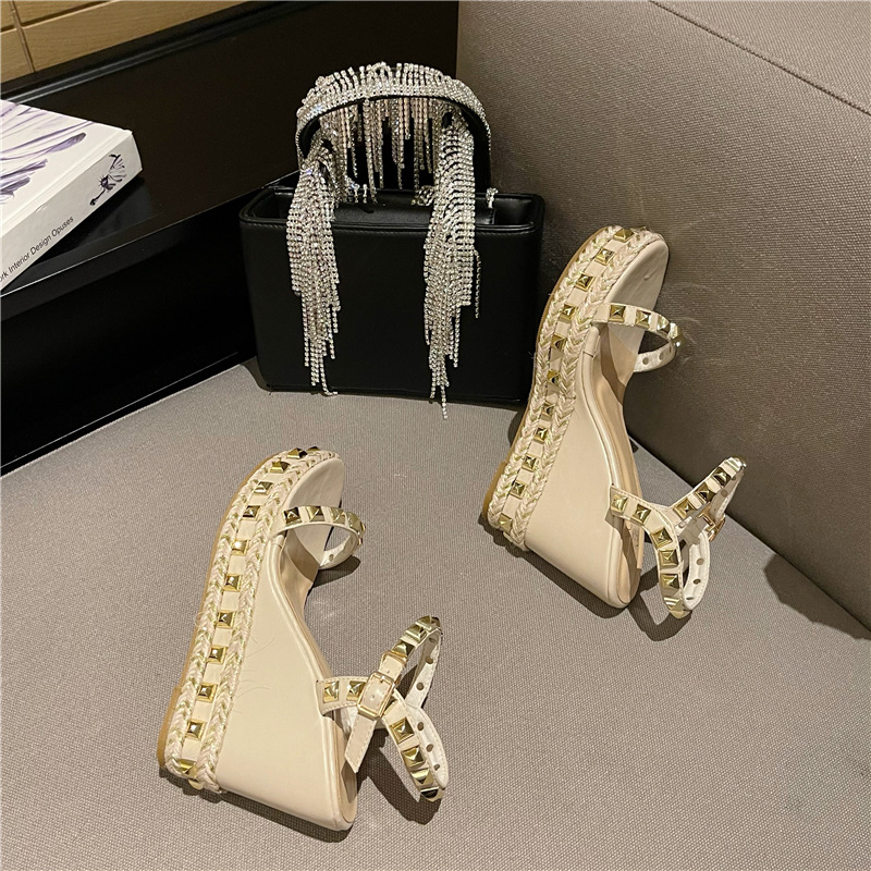 Studded decor thick cover slide sandals NSHU44688