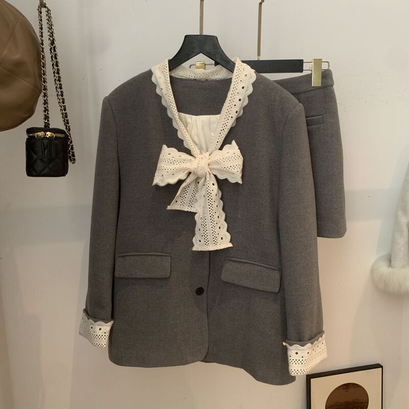 Down Gray Winter Lace Splicing New High-End Elegant Suit Jacket and Skirt Two-Piece Fashion Suit Down Gray Winter Lace Splicing New High-End Elegant Suit Jacket and Skirt Two-Piece Fashion Suit