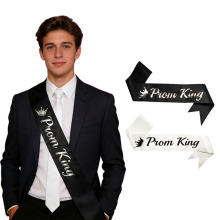 �羳Prom King����R���Ɍ��bs�u�玧���I��������bY�x��