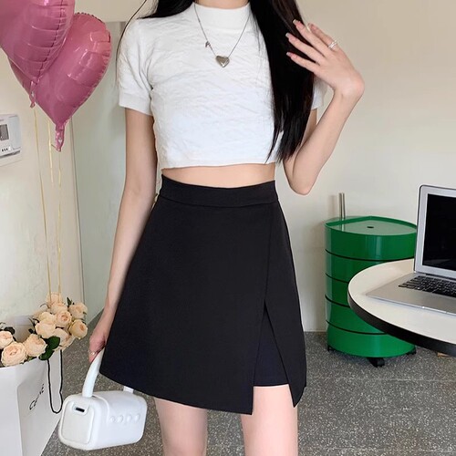 Large size fat mm pure color British style split A-line culottes for women 2025 summer thin carefully designed high waist slimming skirt