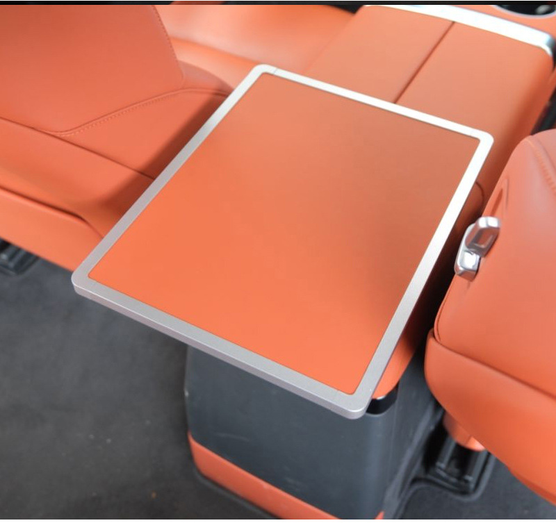 Universal Car-Mounted Floating Small Table for Dining, Round Table, Tea Tray, Makeup, and Office Use Compatible with Ideal, Weilai, Xpeng, and Xiaomi