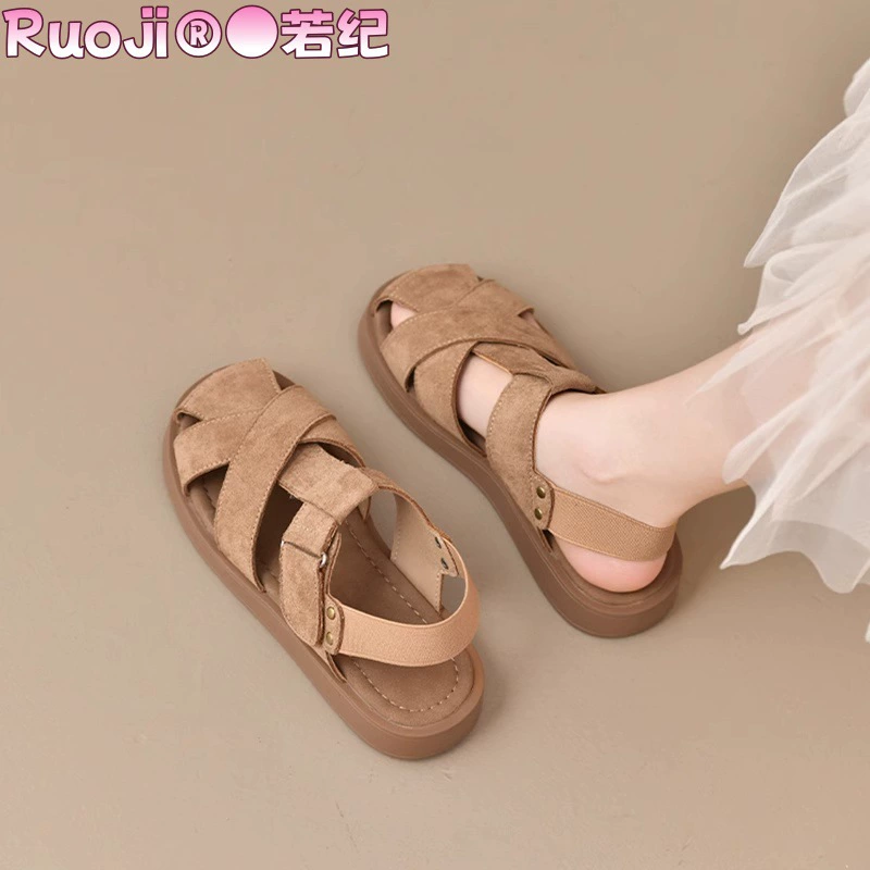 Баотоу римские сандалии женская летняя одежда 2025 новый фея ветер с юбкой с плоским дном