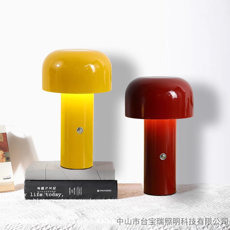 Italian Northern European Creative Design Mushroom Charging Nightstand Bedside Outdoor Touch Atmosphere Night Light