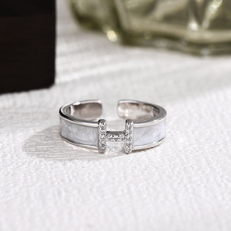 Tiktok Live Hot Item Seiko Fritillaria H Letter Ring for Women Light Luxury Fashion French Niche Design Open Ring