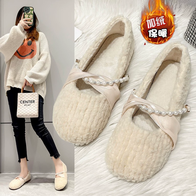 Туфли с жемчугом, осенне-зимняя женская обувь на флисовой подкладке, обувь из 2 бобов, новый стиль, верхняя одежда, нескользящая пушистая теплая женская обувь на плоской подошве, 2023