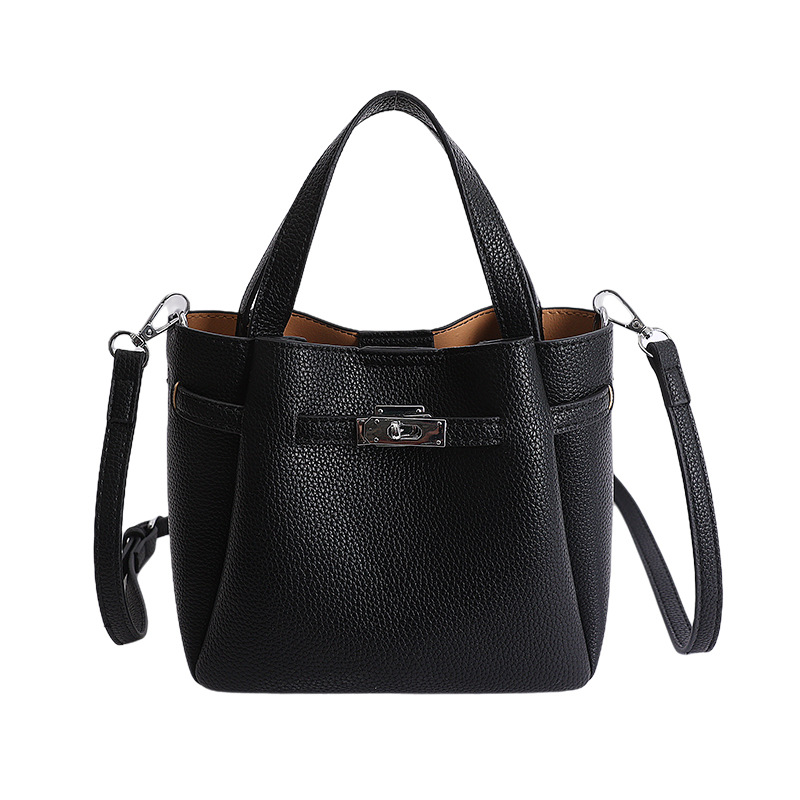 Cestas de platos de mano de alta sensación, bolsos para mujeres, 2026 nuevo estilo de moda, lichi, bolsos de mochila versátiles